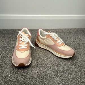 MWL Kickoff Trainer Sneakers in Nubick